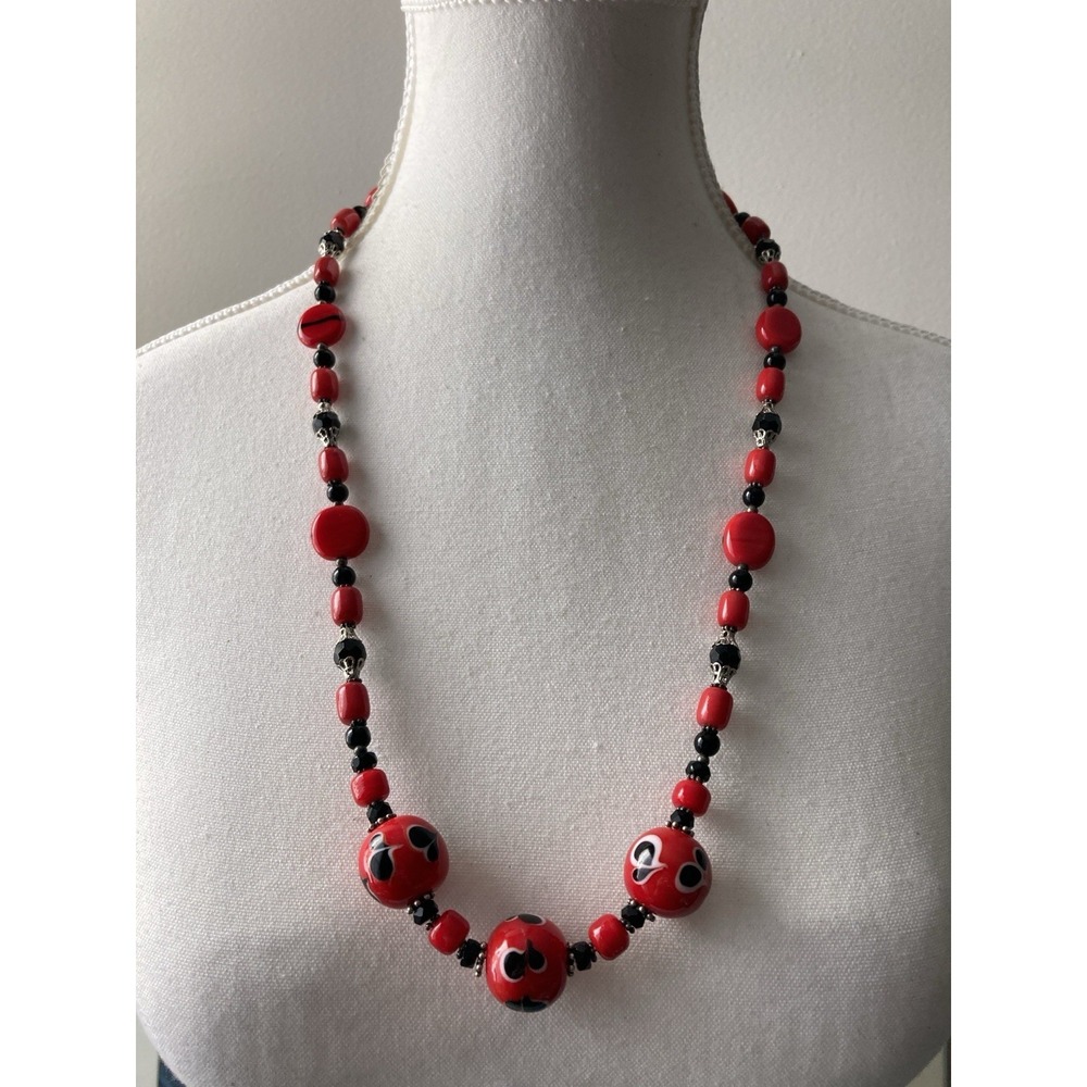 Vintage Red & Black Glass Bead‎ Necklace Lampwork Floral Statement Artsy Artisan